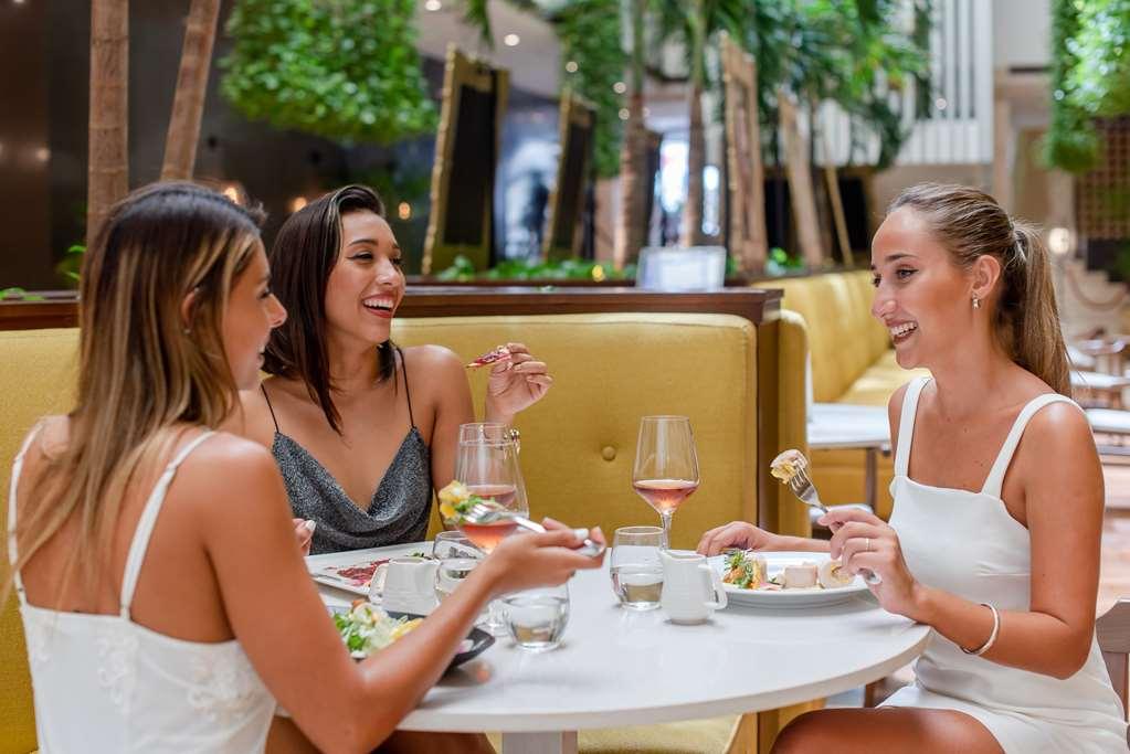 The Reef 28 Hotel Playa del Carmen Restaurant photo