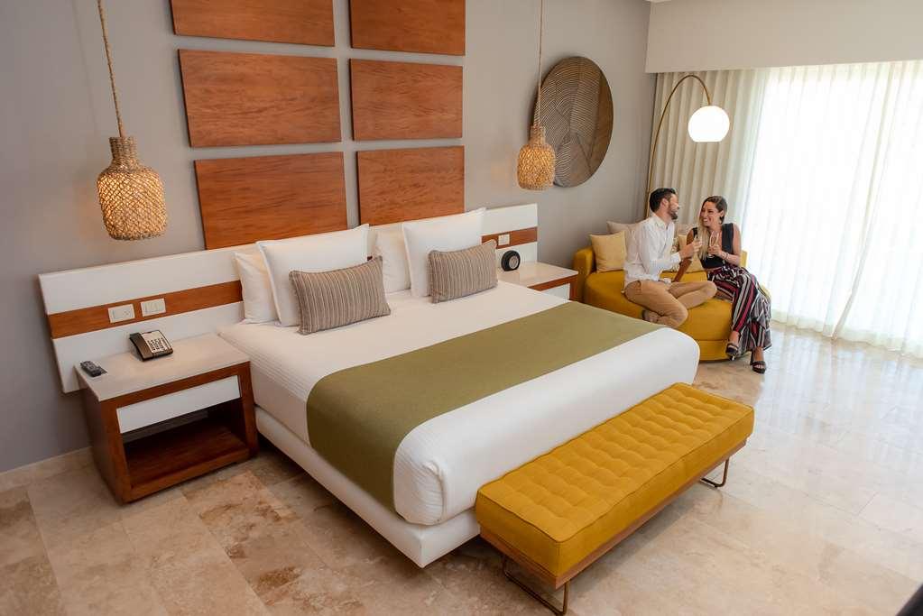 The Reef 28 Hotel Playa del Carmen Room photo